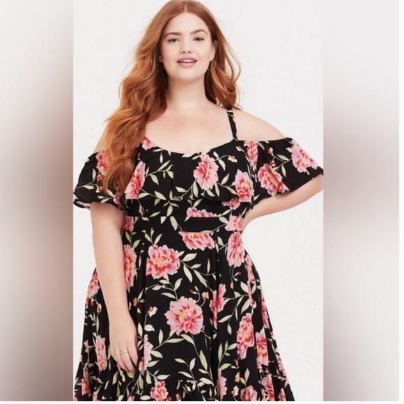 Torrid Cold Shoulder Skater Dress Coral Floral & Black-Like New-Size 4x - Picture 1 of 9